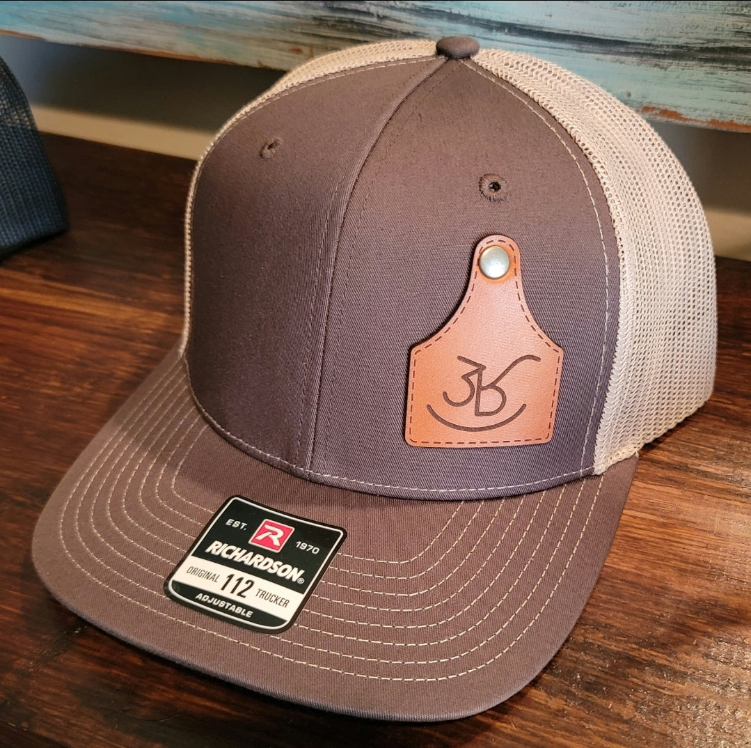 3R ear tag hat